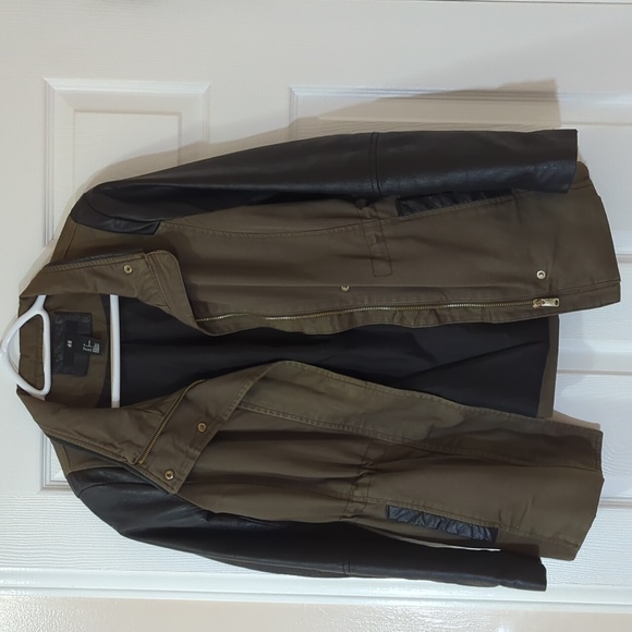 H&M army green jacket with leather sleeves - Picture 1 of 2